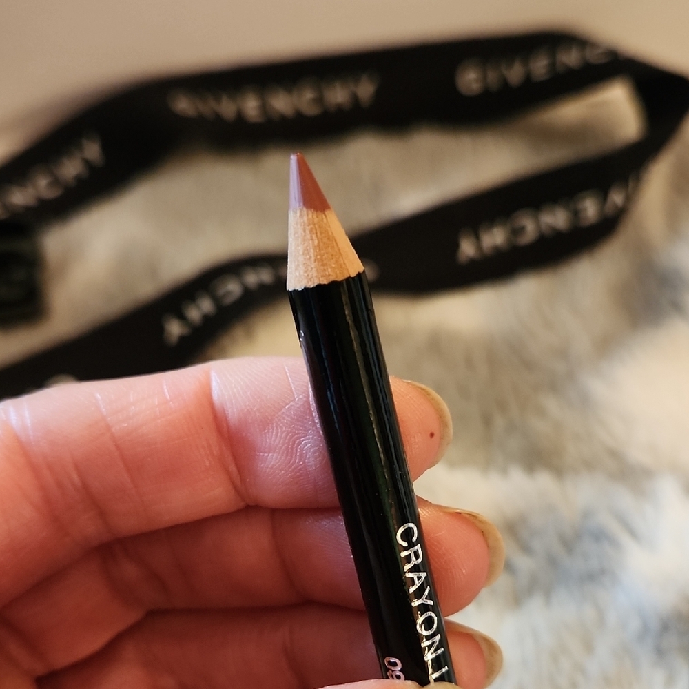 Givenchy  Lip Liner with Sharpener